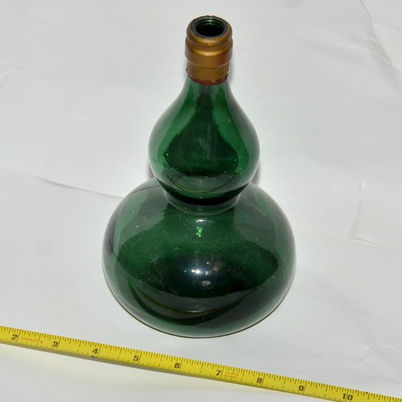 large green glass decorative jug decanter bottle home decor - Picture 13 of 13